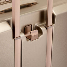 Load image into Gallery viewer, Evoa Z - Hardside Large Spinner (31") (8386490269947)