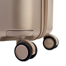 Load image into Gallery viewer, Evoa Z - Hardside Large Spinner (31") (8386490269947)