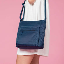 Load image into Gallery viewer, Handbag - Orva (5952887193764) (8348516221179)