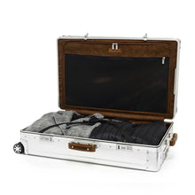 Load image into Gallery viewer, Aluminum - Hardside 90L Check-In Travel Case Spinner (32") (8956786278651)