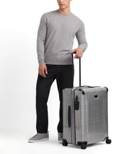 Load image into Gallery viewer, TEGRA-LITE® - Hardside Short Trip Packing Spinner Case (26") (8133363368187)