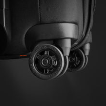 Load image into Gallery viewer, ZDX 2.0 - Softside Essential Carry-On Expandable Spinner 22" (9049141084411)
