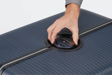 Load image into Gallery viewer, Ibon - Hardside Large Spinner (30") (7430854213883)