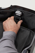 Load image into Gallery viewer, Ibon - Hardside Large Spinner (30") (7430854213883)