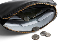 Load image into Gallery viewer, The Clutch (5892117823652)