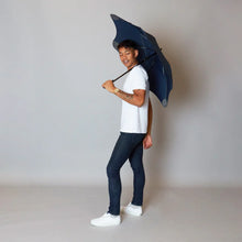 Load image into Gallery viewer, Coupe - Compact Full-Length Umbrella (7806263329019)