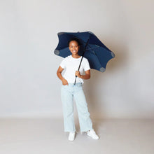 Load image into Gallery viewer, Coupe - Compact Full-Length Umbrella (7806263329019)
