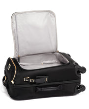 Load image into Gallery viewer, Voyageur - Softside Léger Continental Spinner Carry-On (22") (7649842495739)
