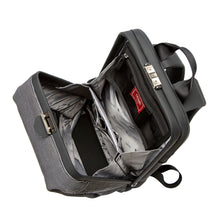 Load image into Gallery viewer, Tondo Dulles - Backpack Brief (5786924155044)