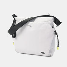 Load image into Gallery viewer, String - Makoto Crossbody (9005668139259)
