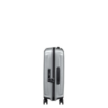Load image into Gallery viewer, Nuon - Hardside  Expandable Carry-On Spinner (21&quot;) (7619452961019)
