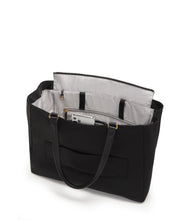 Load image into Gallery viewer, Voyageur - Valetta Large Tote (8043895193851)
